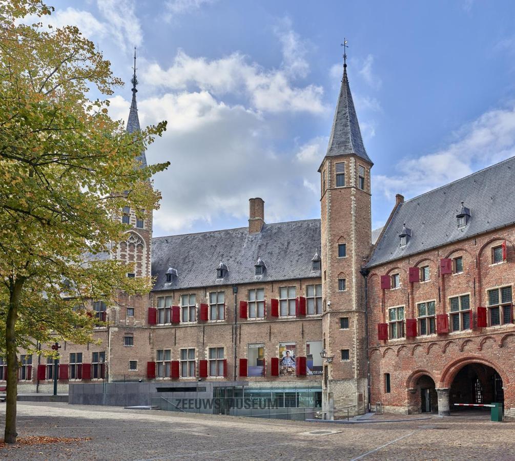 De Kaepstander Acomodação com café da manhã Middelburg Exterior foto